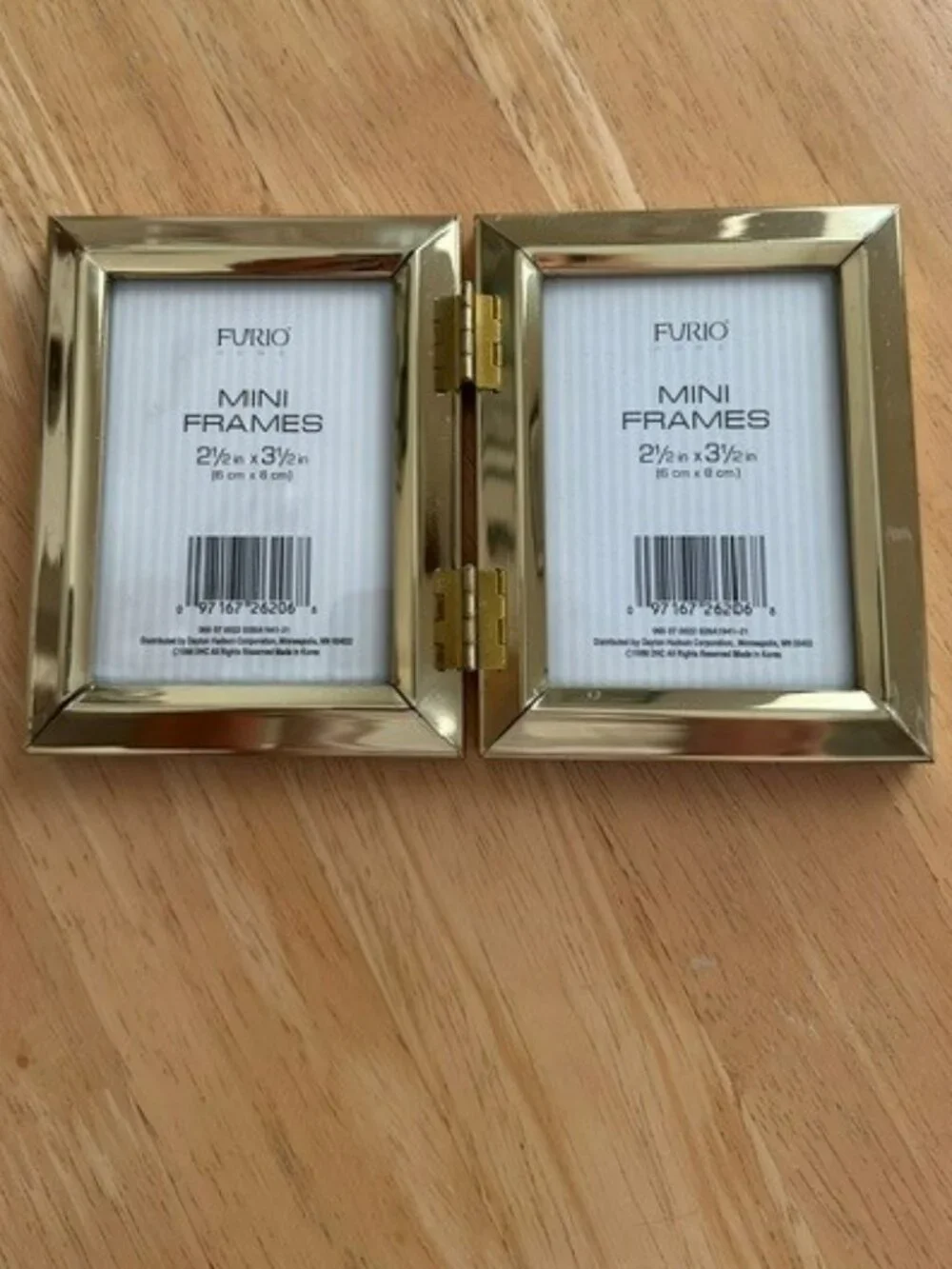 Furio Brass Hinged Two-frame 2 x 3 Mini Frame - Excellent Condition